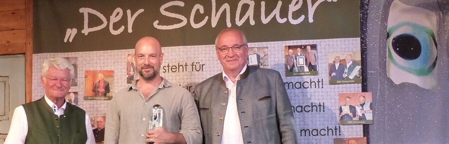 1_Schauer_Zinner_2022.JPG-header